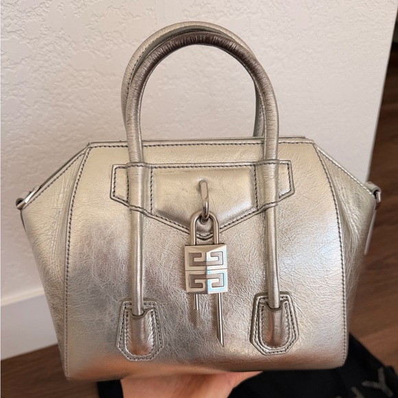 Givenchy Handbags - Givenchy Mini Antigona Shark Lock Bag